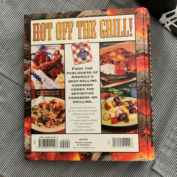 BBQ Bundle: Men’s LS Funny Tee, BHG Grilling Book, Striped Apron with Pockets - Picture 10 of 12